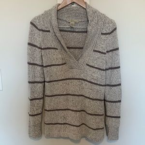 V neck striped exofficio small sweater
